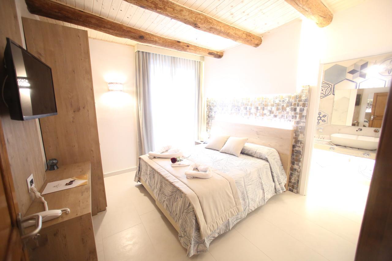 Relais Piazza Del Plebiscito B&B Napoli Exterior foto