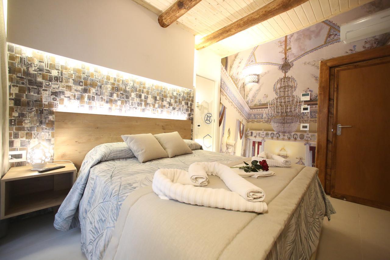 Relais Piazza Del Plebiscito B&B Napoli Exterior foto