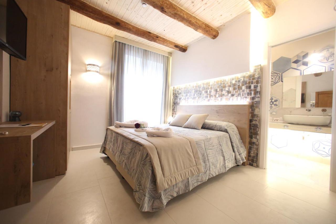 Relais Piazza Del Plebiscito B&B Napoli Exterior foto